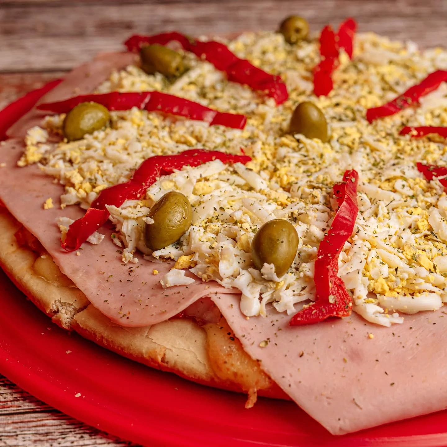 Pizza Especial de Jamón y Huevo